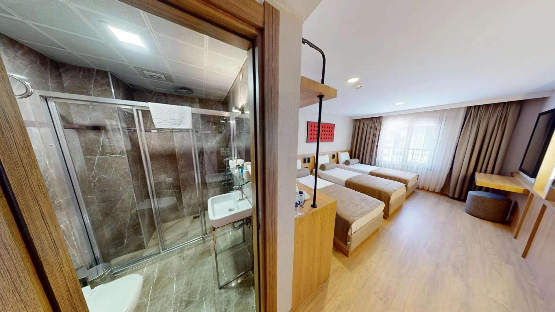 Istanbul River Hotel