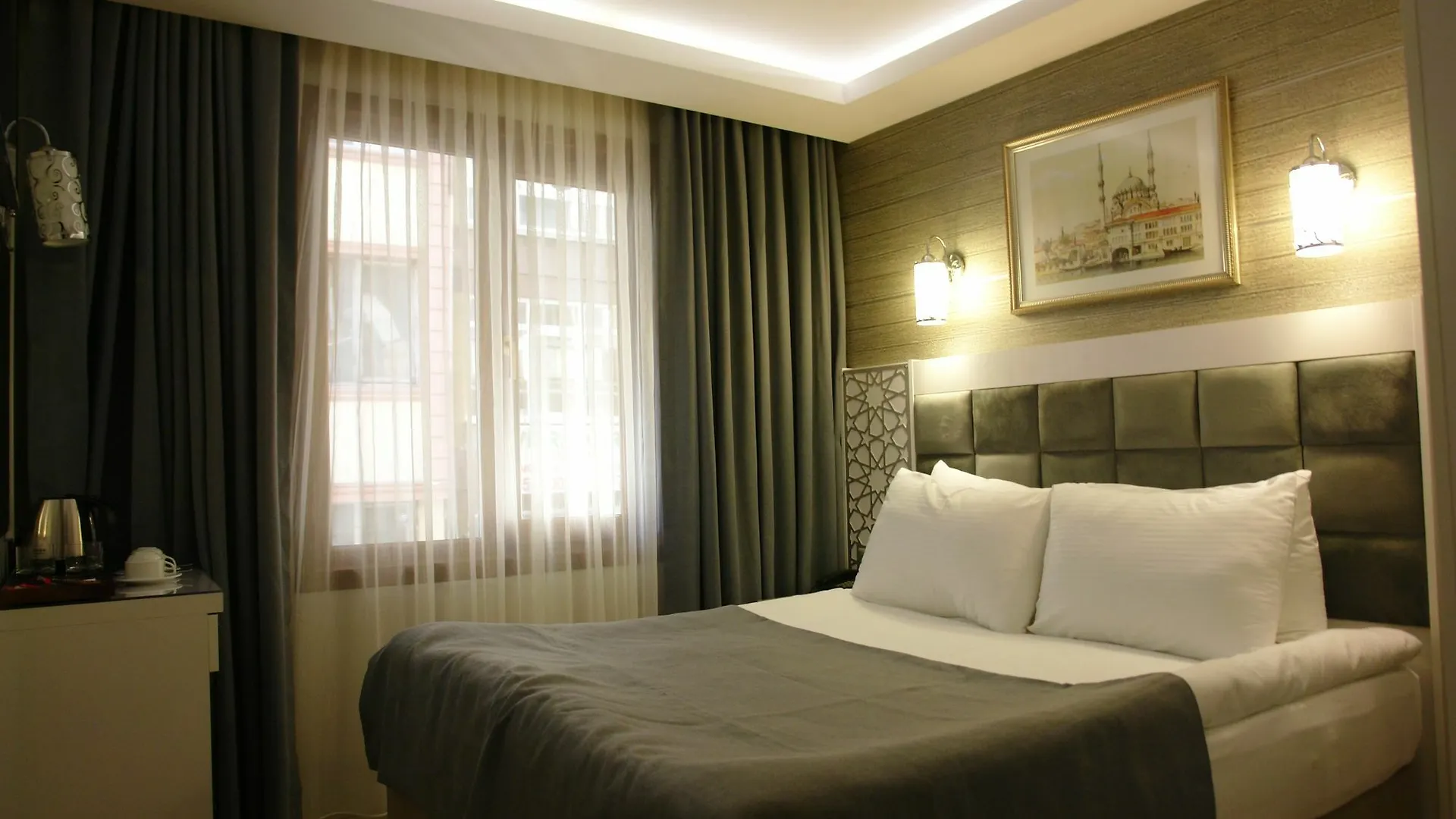 Istanbul River Hotel