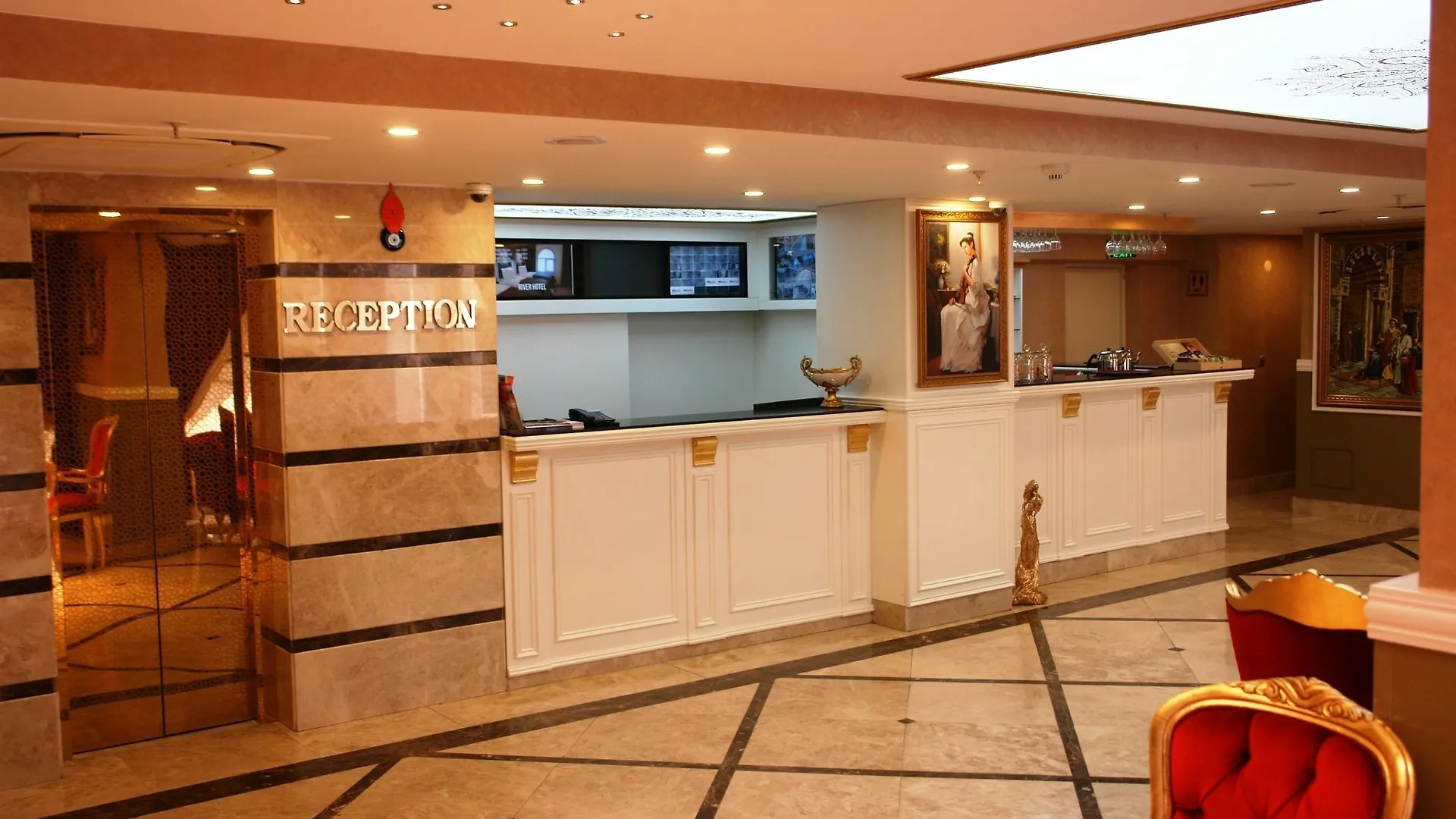 Istanbul River Hotel