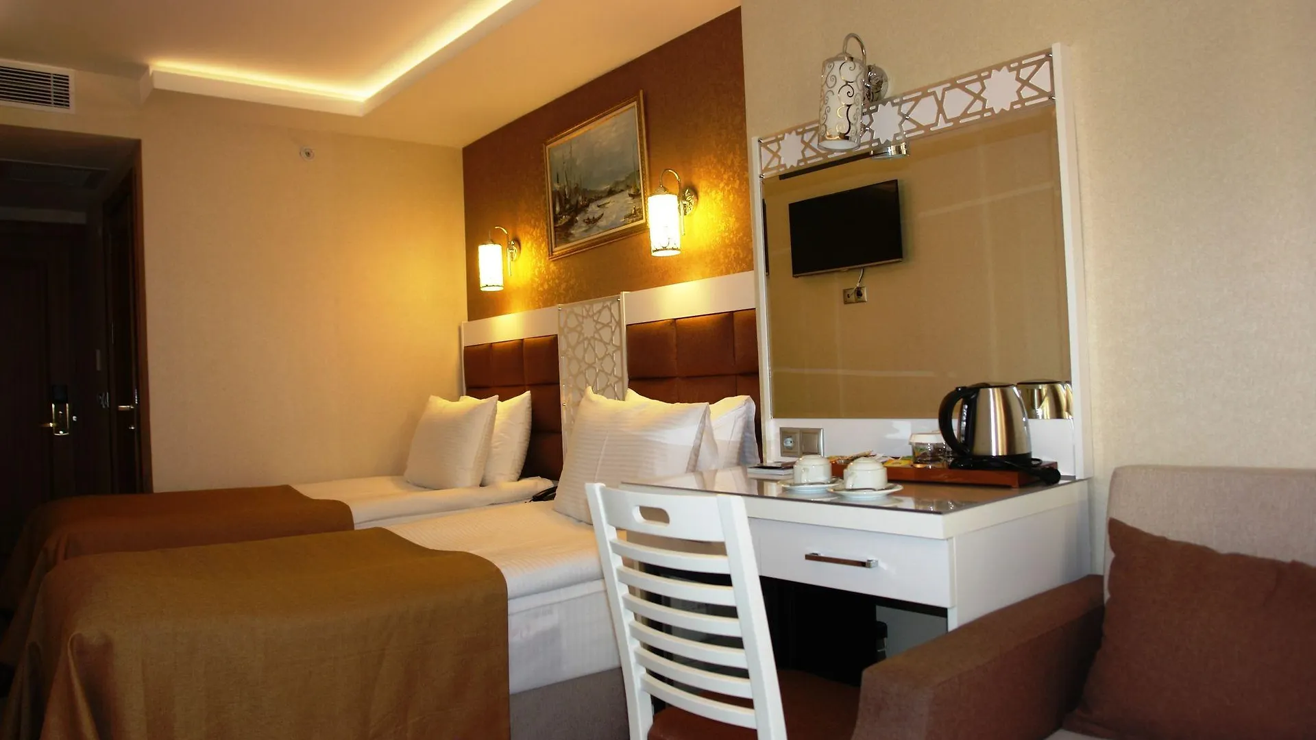 River Hotel Istanboel