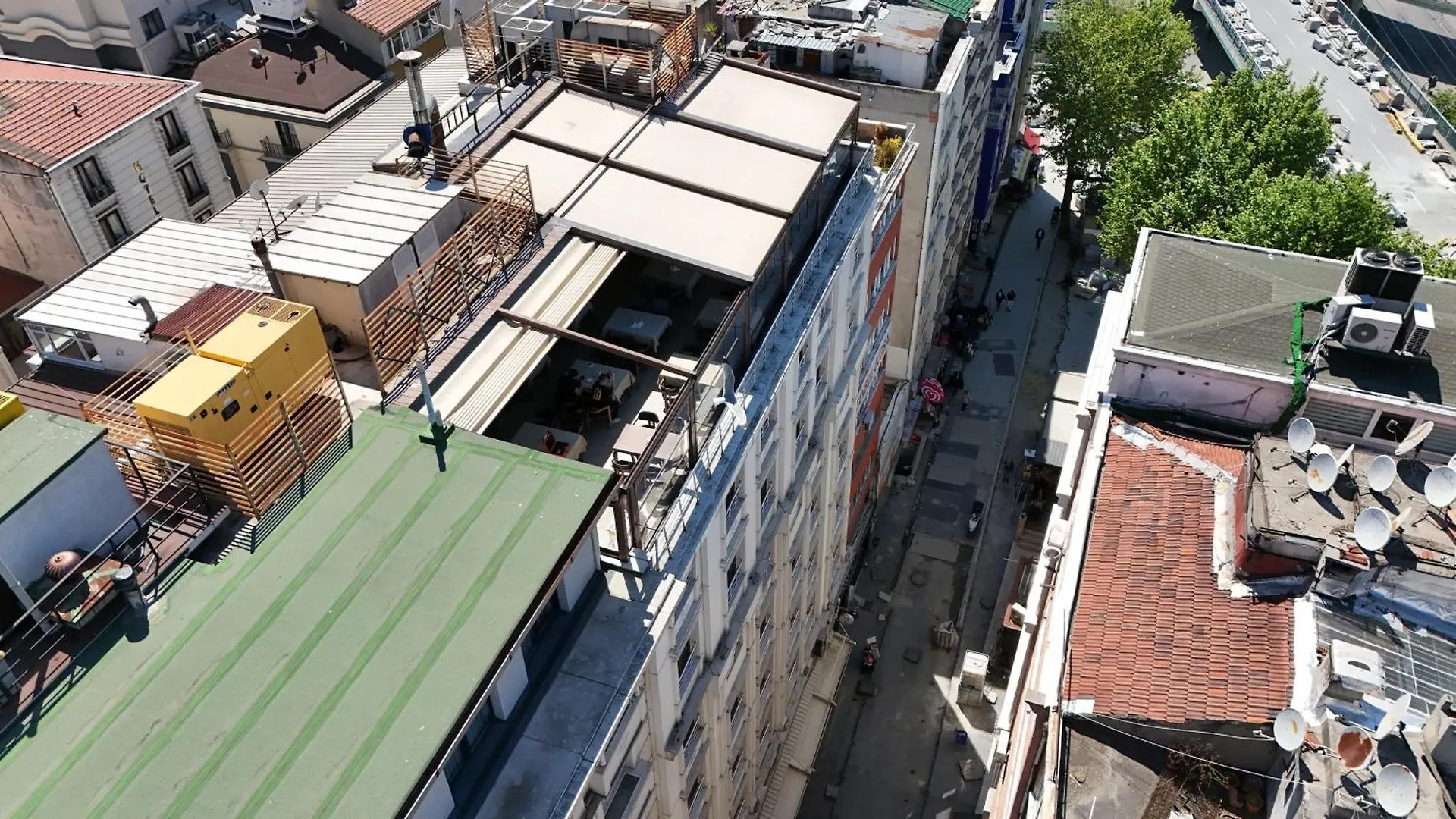 Istanbul River Hotel 2*,