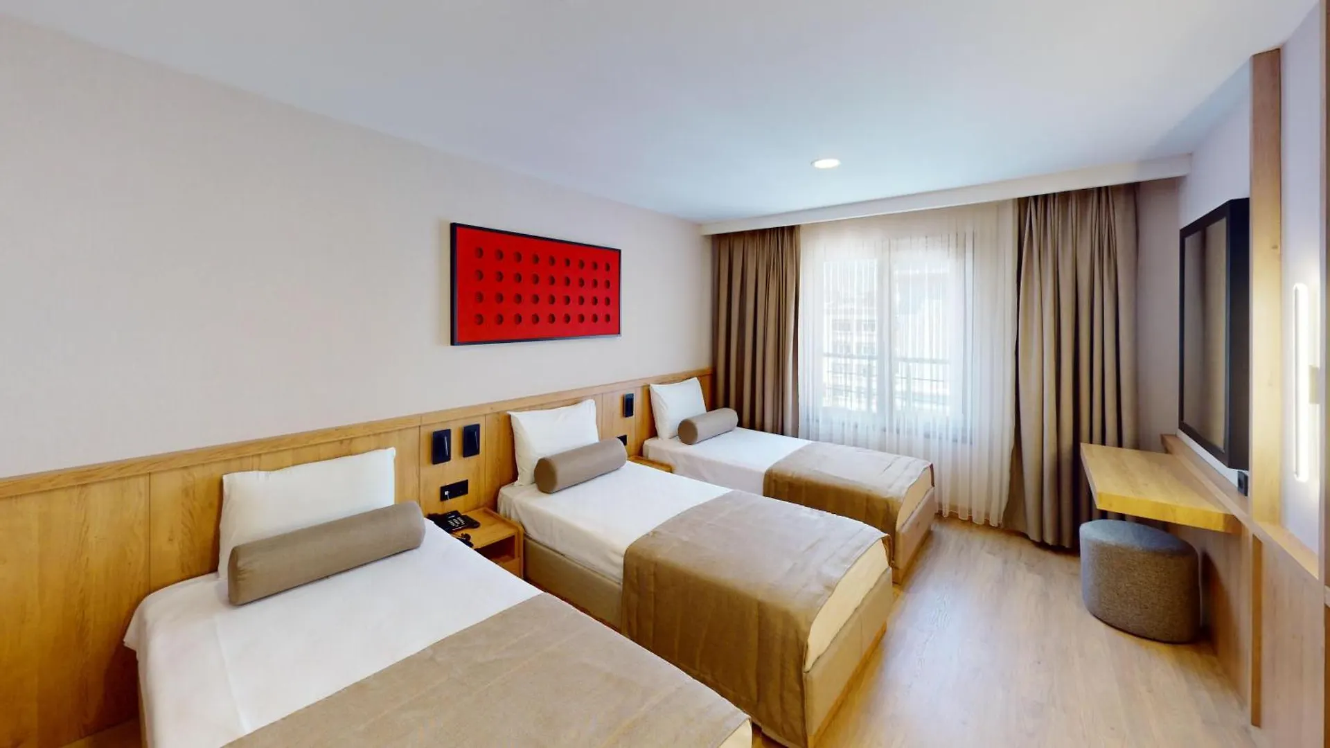 Istanbul River Hotel