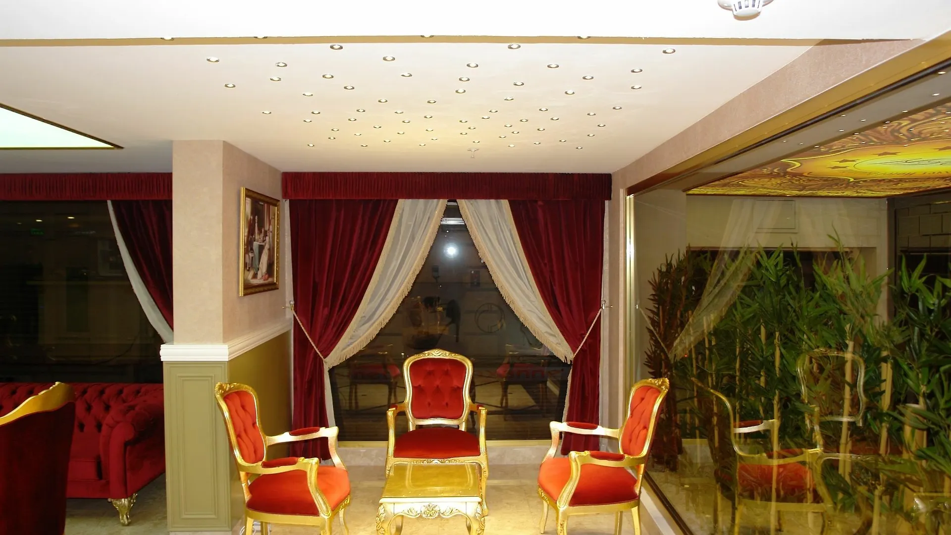 Istanbul River Hotel