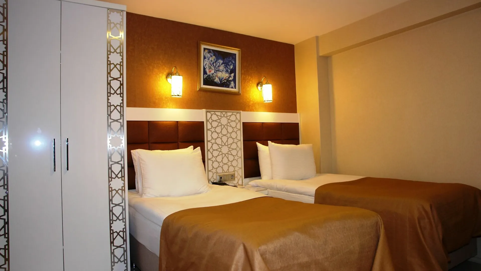 Istanbul River Hotel 2*,  Turkey