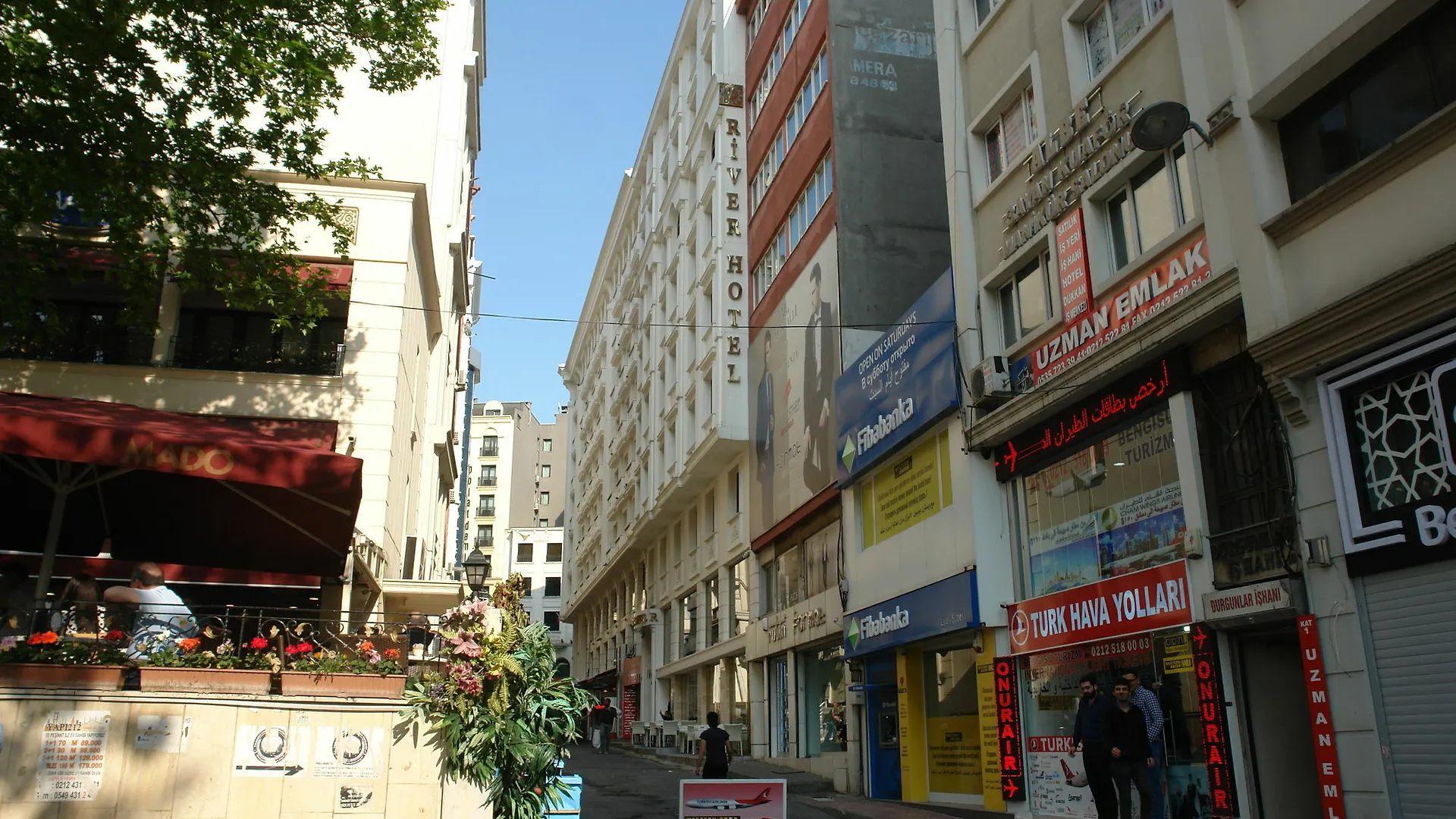 Istanbul River Hotel