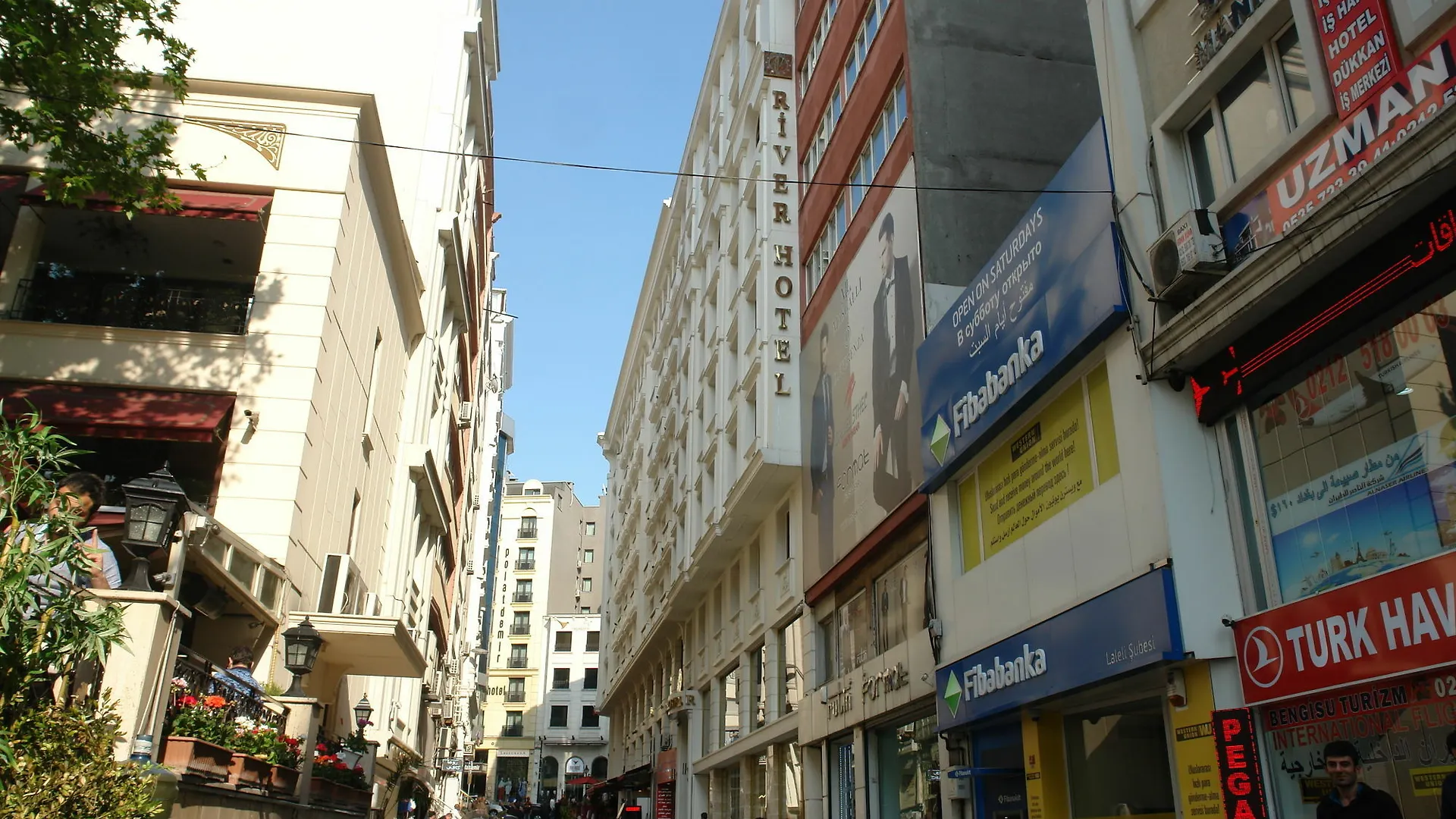 Istanbul River Hotel